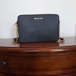 Michael Kors Jetset Saffiano Travel Crossbody Bag